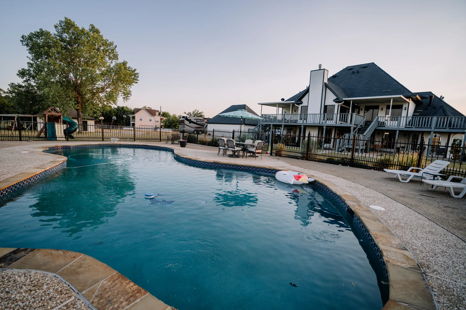 Poolside archive view, 1129 Oak Creek Road - MLS archive / 2022