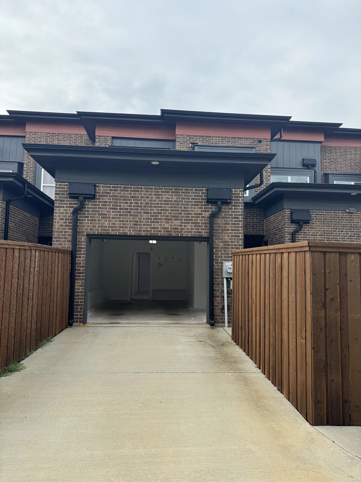 Outdoor space, 1625 Cleaver Street - August 2025
